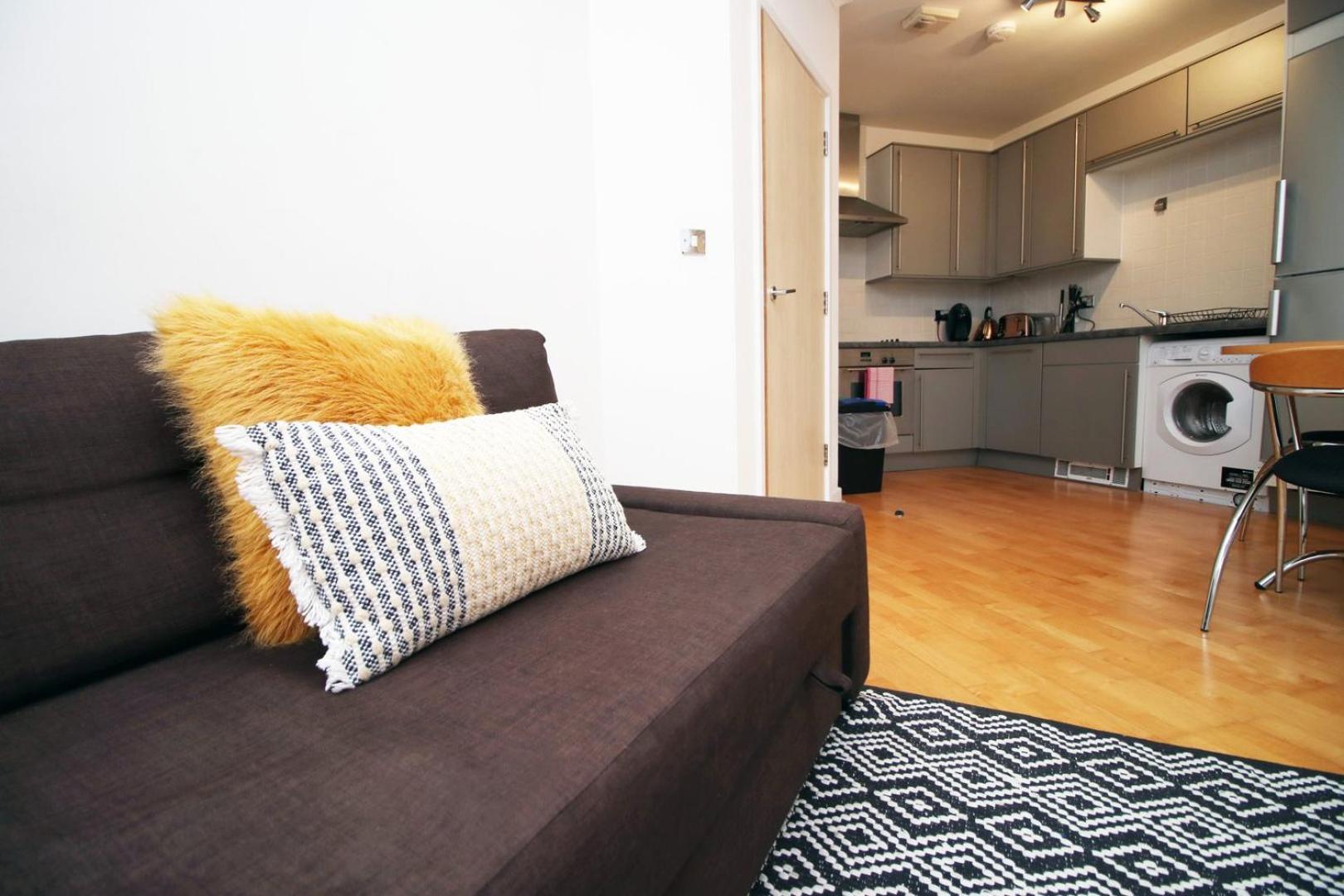 Centrally Located Spacious 2Br | Cohost Partners Cardiff Luaran gambar