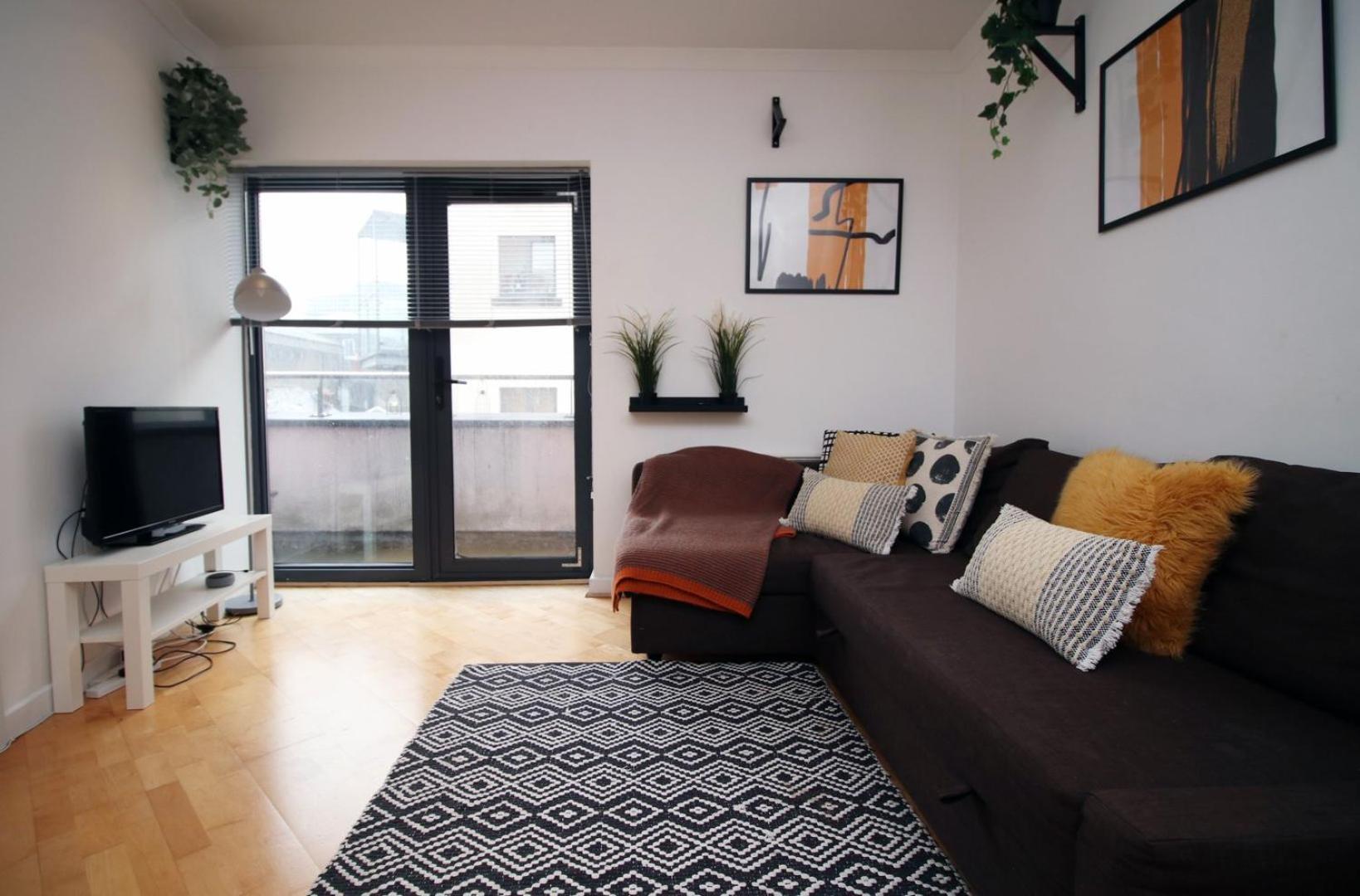 Centrally Located Spacious 2Br | Cohost Partners Cardiff Luaran gambar