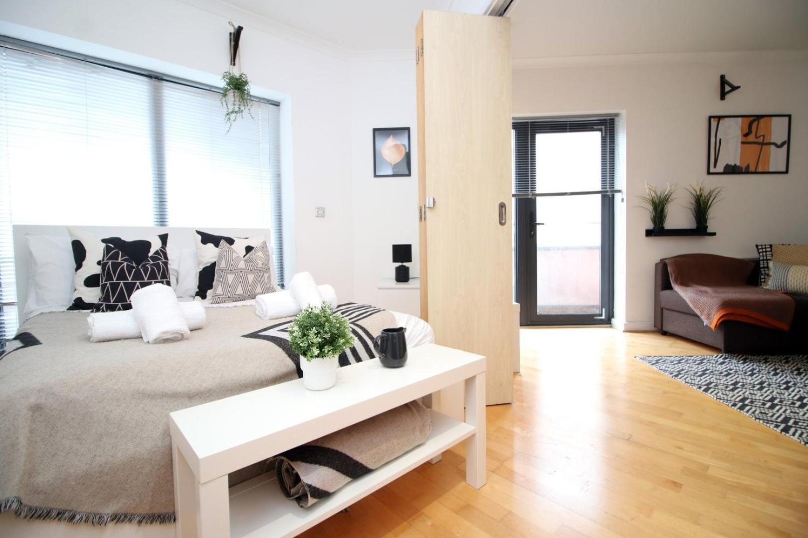 Centrally Located Spacious 2Br | Cohost Partners Cardiff Luaran gambar