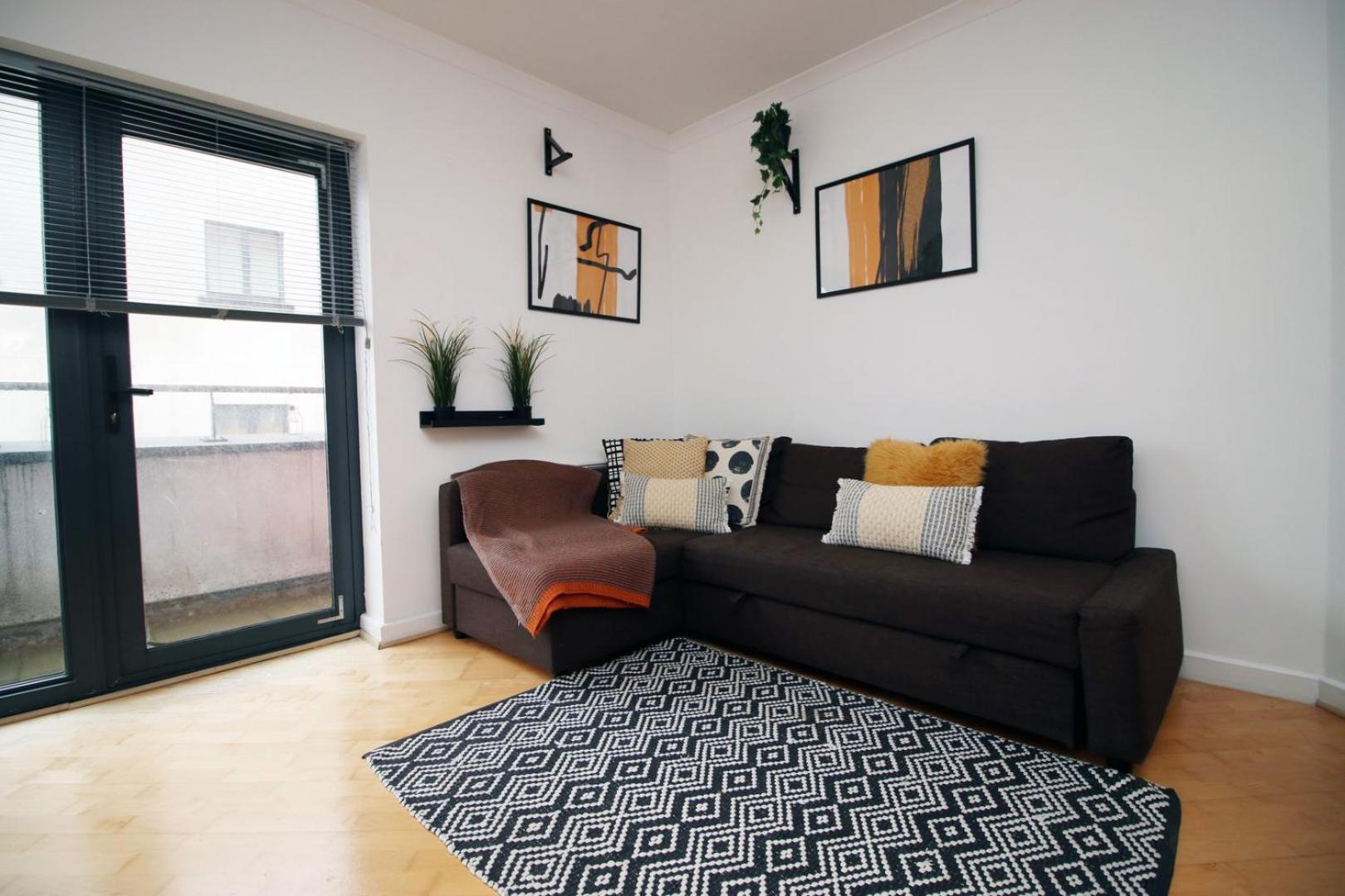 Centrally Located Spacious 2Br | Cohost Partners Cardiff Luaran gambar